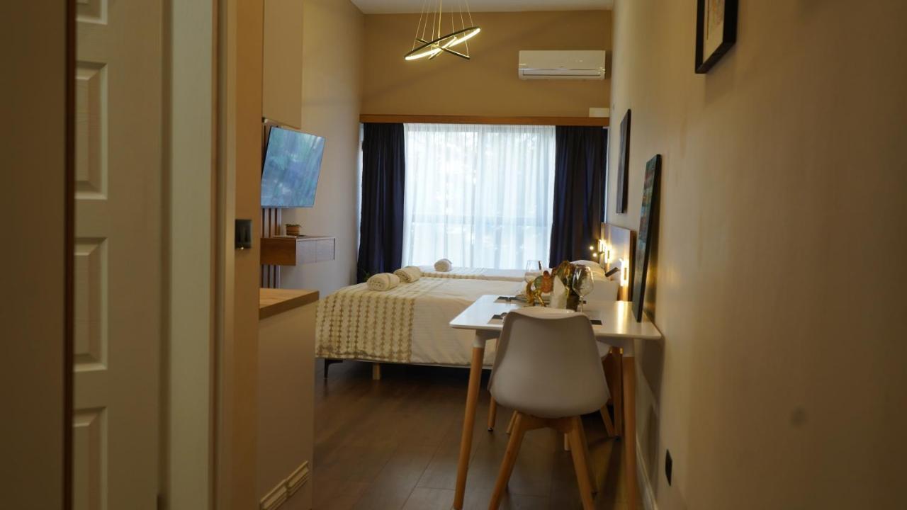 Daily Rent Studio Apartments Τίρανα Εξωτερικό φωτογραφία