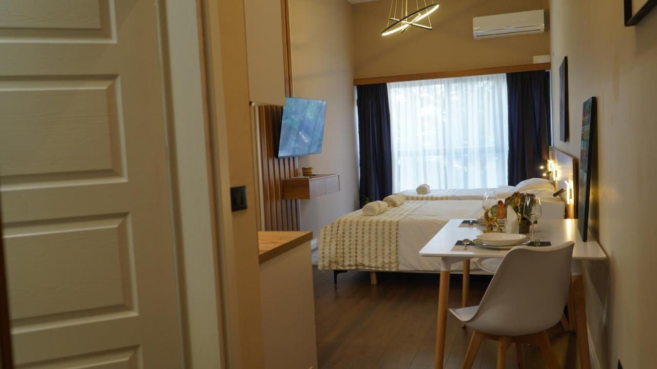 Daily Rent Studio Apartments Τίρανα Εξωτερικό φωτογραφία
