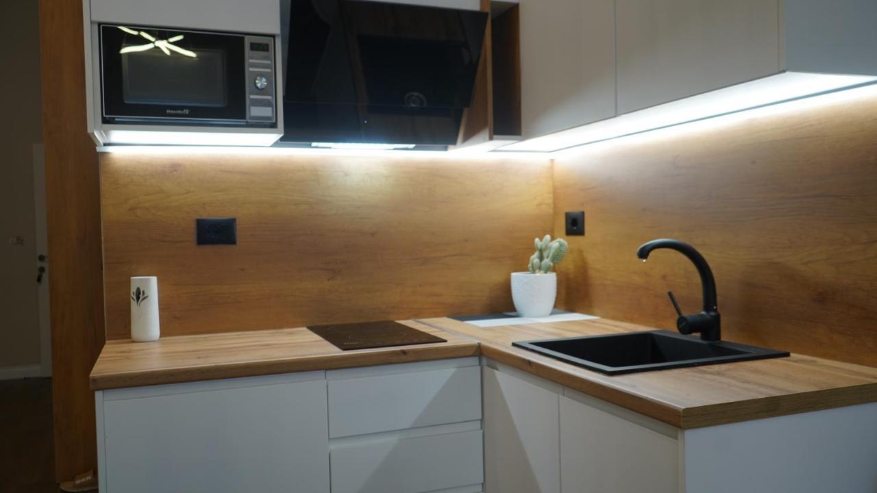 Daily Rent Studio Apartments Τίρανα Εξωτερικό φωτογραφία