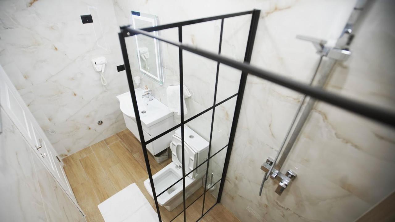 Daily Rent Studio Apartments Τίρανα Εξωτερικό φωτογραφία