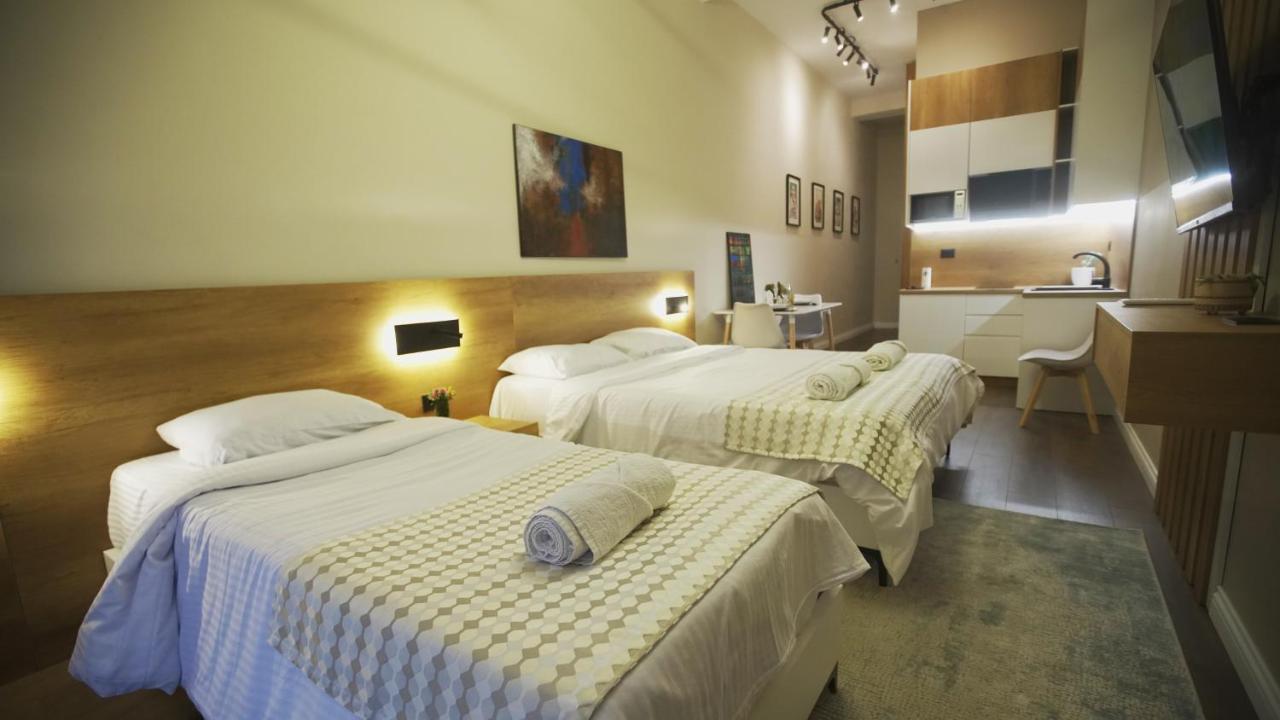 Daily Rent Studio Apartments Τίρανα Εξωτερικό φωτογραφία