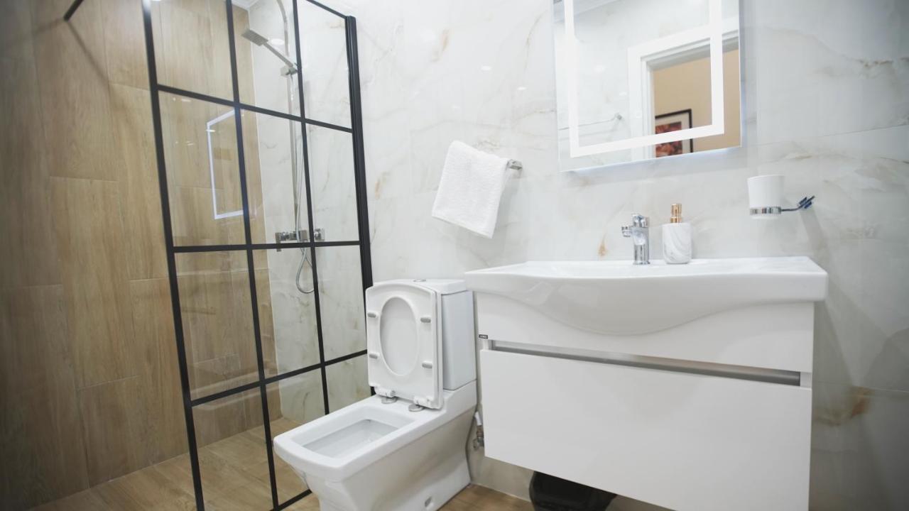 Daily Rent Studio Apartments Τίρανα Εξωτερικό φωτογραφία